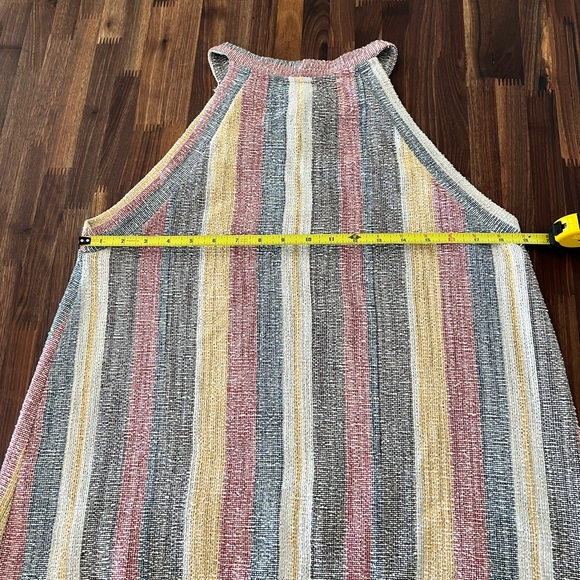 Super pretty vertical striped top - Picture 7 of 8